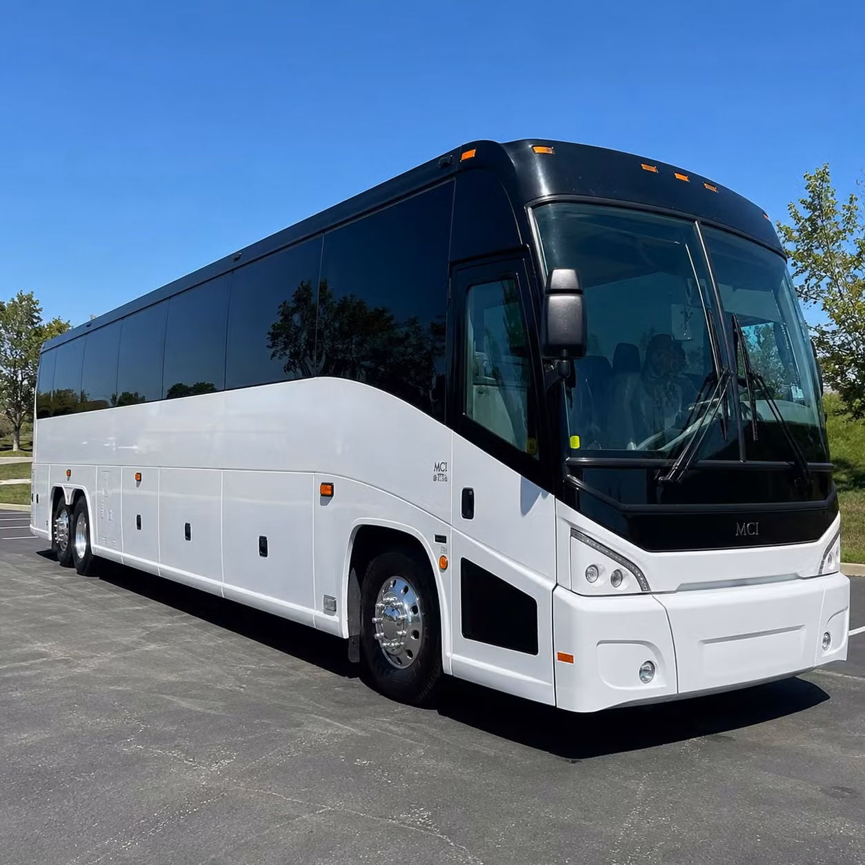 bus rentals for toledo proms homecomings