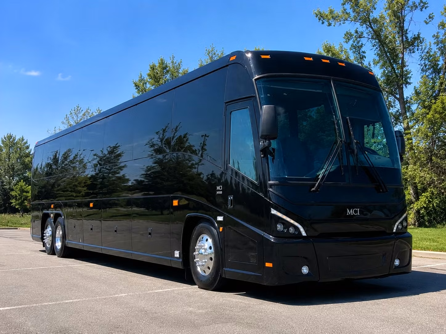 charter buses in toledo for large prom groups full grade trips and venue shuttles