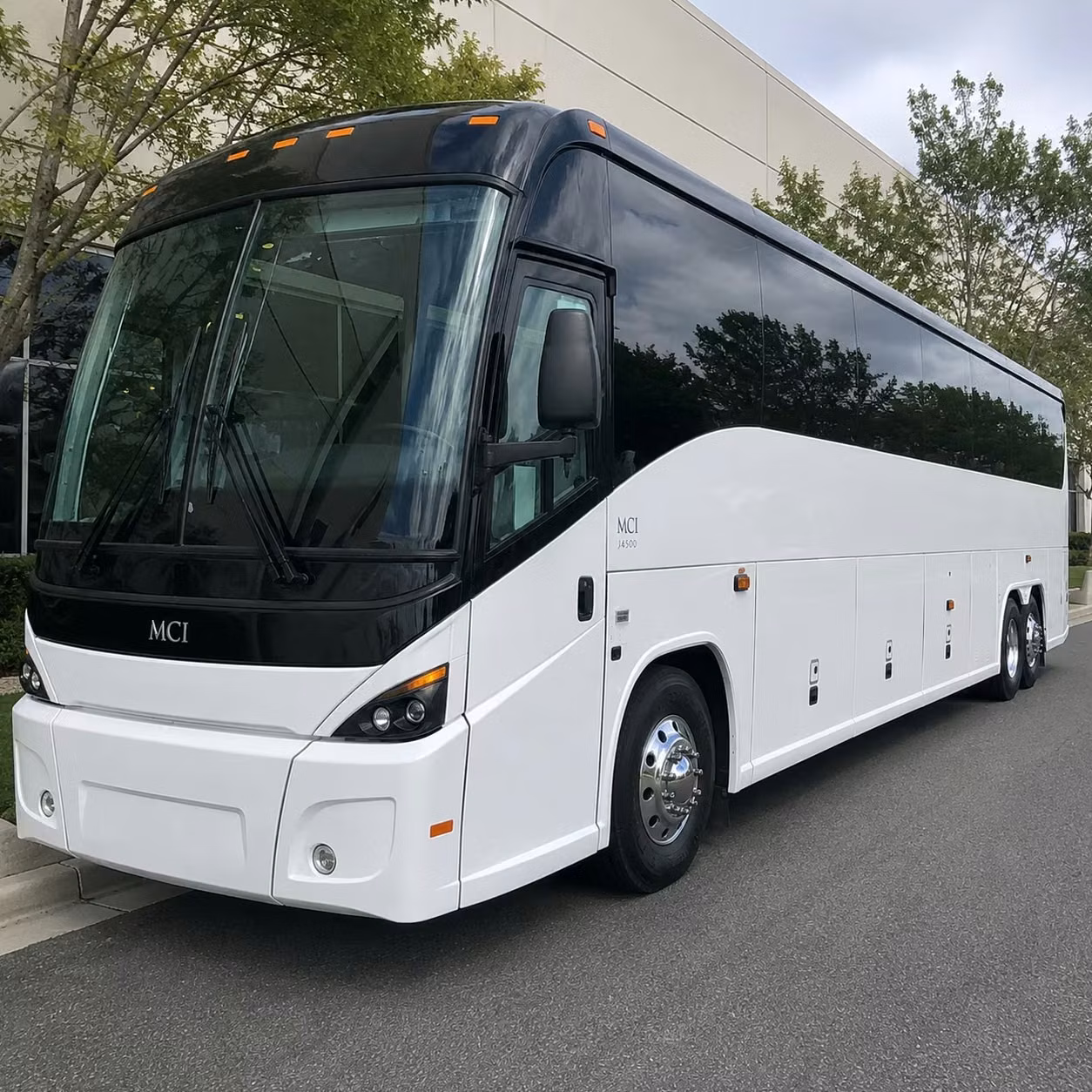 corporate commuter shuttles for toledo s downtown business district