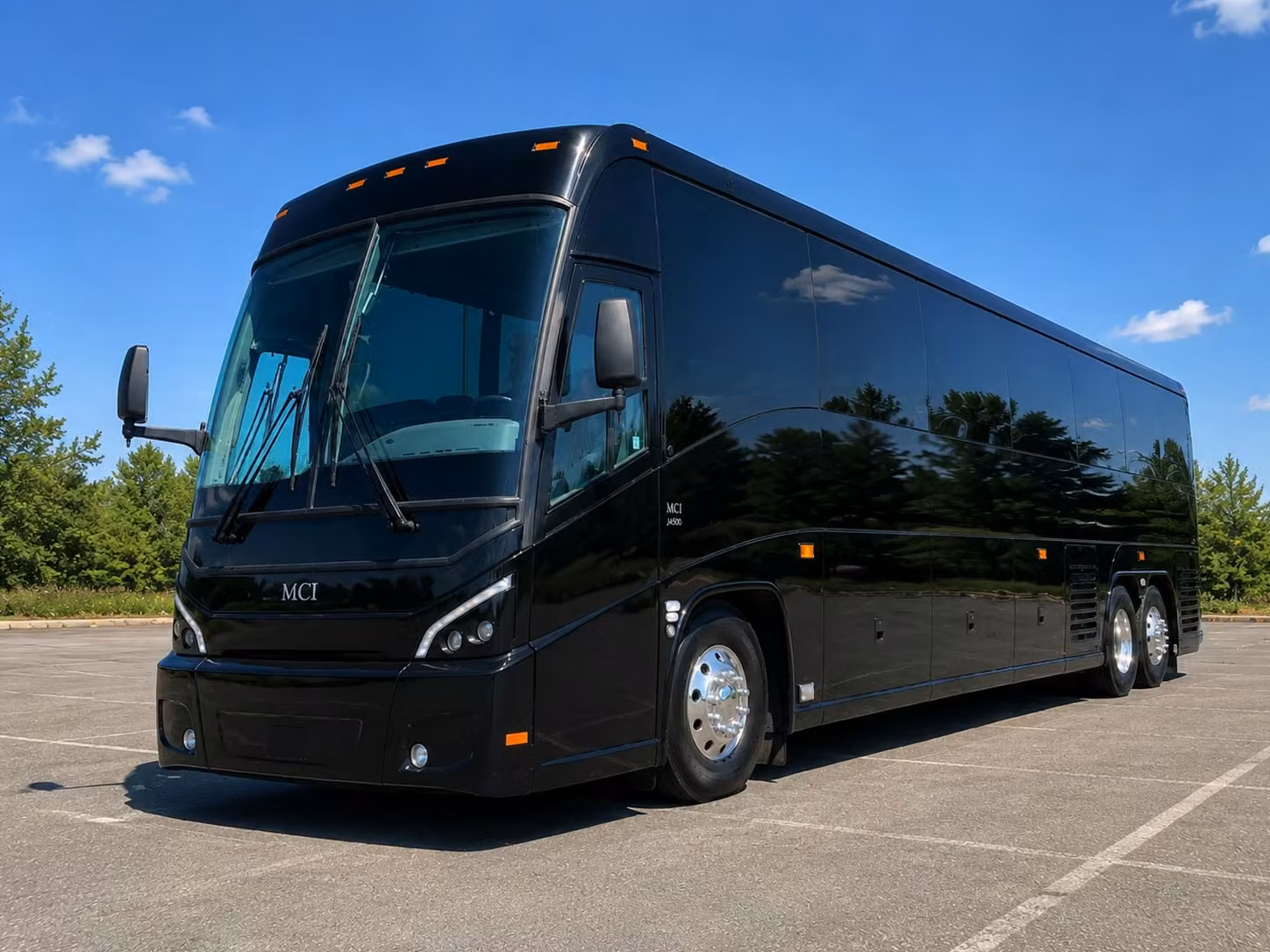minibus rentals in toledo for smaller prom groups who want a private ride