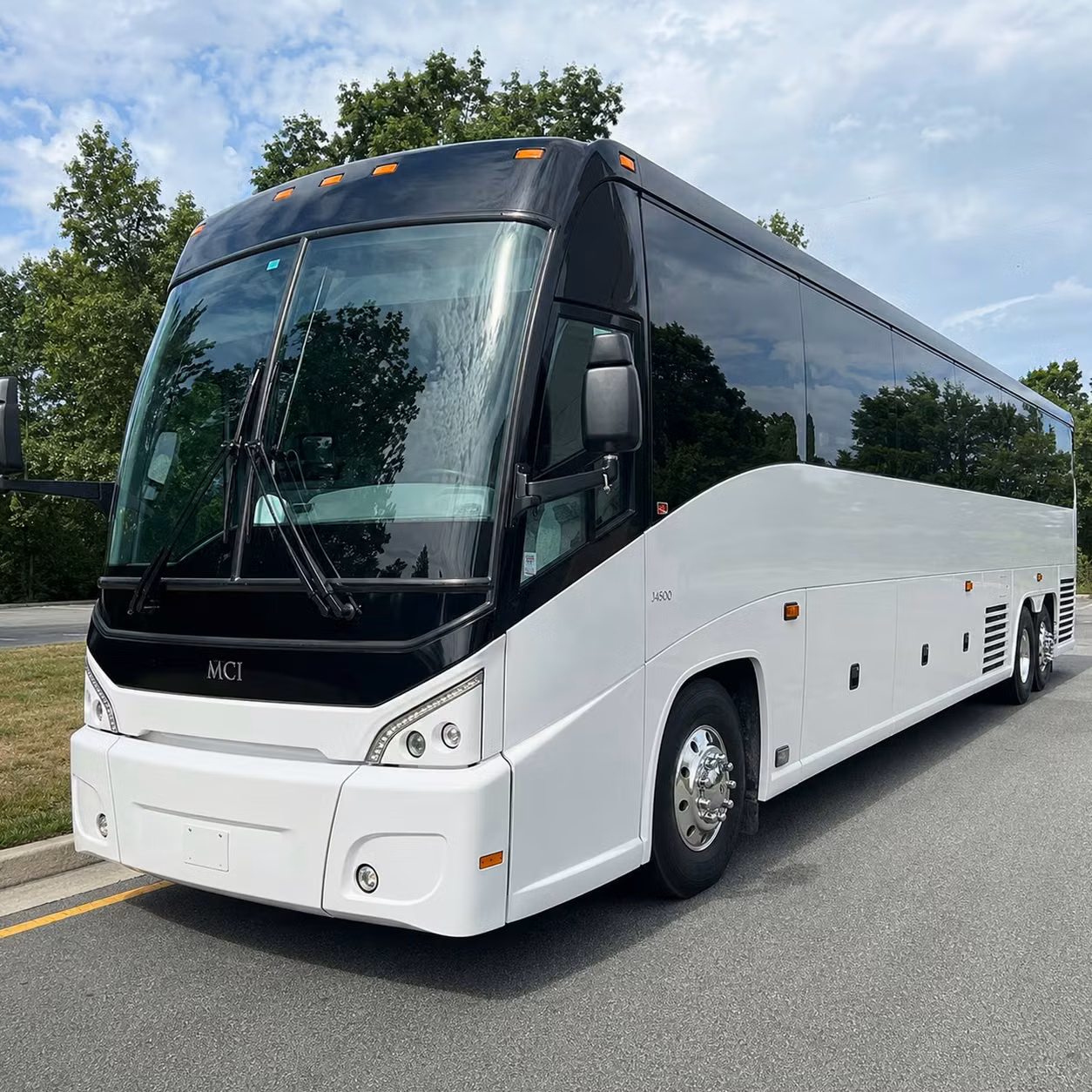 sunday shuttle services for toledo congregations that need overflow parking solutions